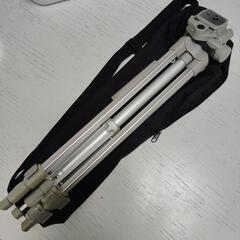カメラ　三脚の画像