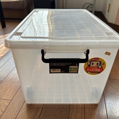 押し入れ用　プラスチックケース