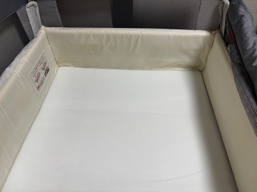 【美品】Apricaココネルエアー ベビーベッド