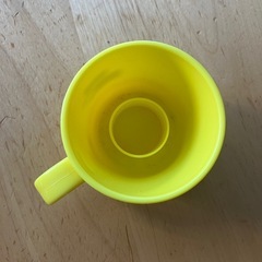 ドクターイエローのコップの画像