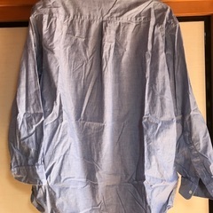 長袖シャツ　MからLの画像