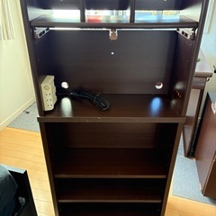 ダークブラウン 本棚 電源タップ付き