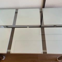 テーブル