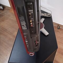 ★シャープテレビ、テレビ台付き！の画像