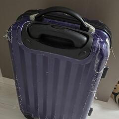 キャリーケースの画像