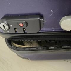 キャリーケースの画像