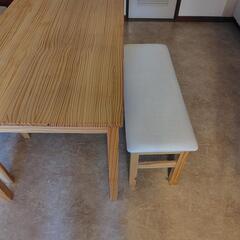 ダイニングテーブルセットの画像