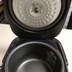 アイリスオーヤマ　炊飯器　５.５合炊きの画像