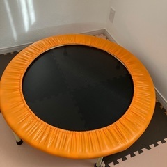 子供向け　家庭用トランポリン