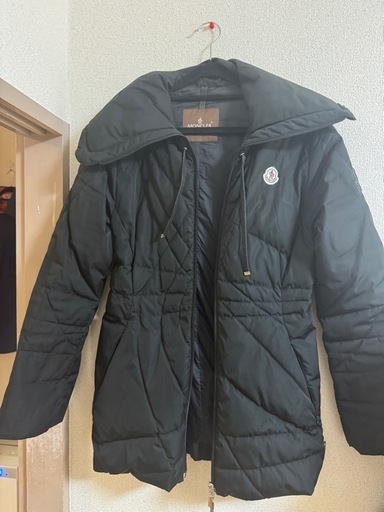 モンクレール ダウンジャケット 黒