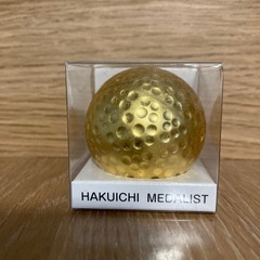 始球式にいかがですか？金箔のゴルフボール