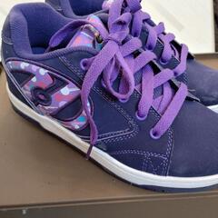 ☆HEELYS ヒーリーズ　

22センチの画像