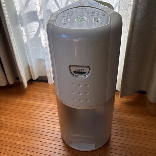 相談中　衣類乾燥　除湿機