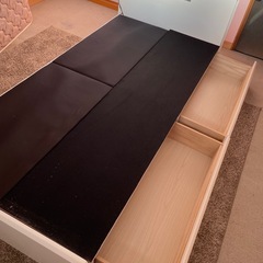 シングルベッド  
