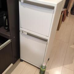 ゴミ箱／ニトリ