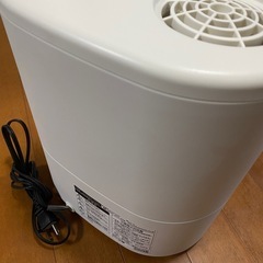 山善スチーム式加湿器の画像