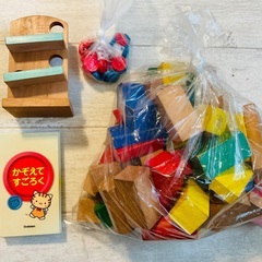 積み木 知育玩具