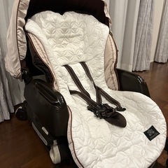 ⭐︎最終値下げ⭐︎コンビ　電動ネムリラ　ハイローチェアの画像