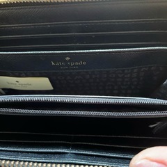 ケイトスペード　長財布　美品だけど訳あり
の画像