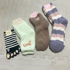 【42】期間限定100円🎉祭もこもこ靴下セット