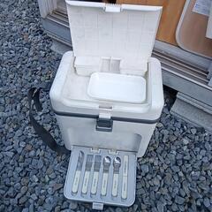 カトラリー付きクーラーBOX