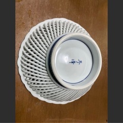お皿の画像