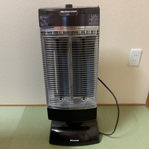 ダイキン　セラムヒート　遠赤外線暖房機　ERFT11PS C040659