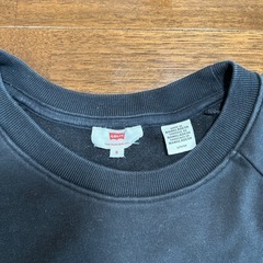 Levi’s トレーナー　メンズ　黒　Sの画像