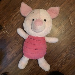 ピグレットぬいぐるみ