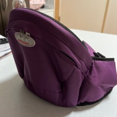 ウエストポーチ型ヒップシート
