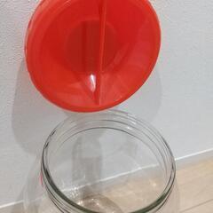 ガラス瓶 保管瓶  (梅干し·梅酒など)　直径15× 高さ25cm　＊美品の画像