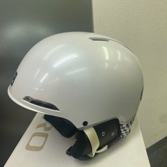 GIRO スノーヘルメット Mの画像