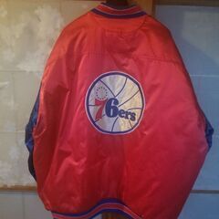 レア　スタジャンの画像