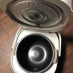 シャープ　ジャー炊飯器　KS-F5E4-KP　一人暮らし　新生活　３合の画像