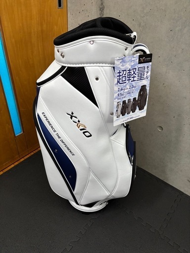 ゼクシオ キャディバッグ  新品未使用