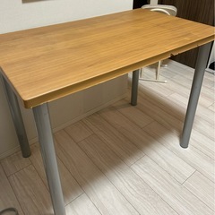 大きなテーブル、ネジ不要