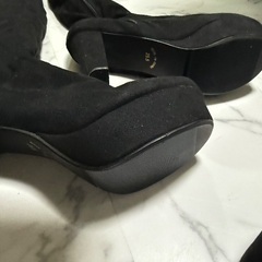 新品ロングブーツの画像