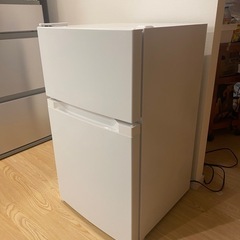2021年製　アイリスオーヤマ製小型冷蔵庫　中古美品　PRC-B092D-W