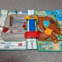 【取引中】トミカお出かけ立体マップ