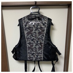 フィッシングベスト フローティングベスト ライフジャケットの画像