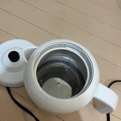 【引っ越し特価】アイリスオーヤマ電気ケトル800mlの画像