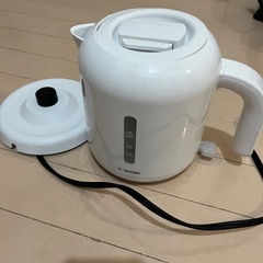 【引っ越し特価】アイリスオーヤマ電気ケトル800mlの画像