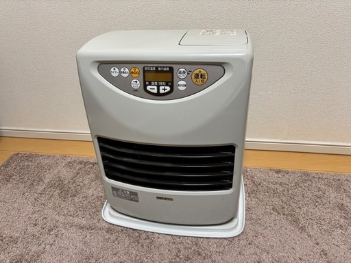 石油ファンヒーター　ストーブ
