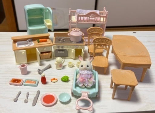 【シルバニアファミリー②☆他にも出品あり☆】シルバニアファミリー　赤い屋根の大きなお家 おすすめ家具セット－コトコトクッキング－