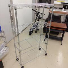 スチールラックの画像