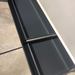 プラス スチールOAデスク 平机 引出し付き 幅1400mm 1台の画像