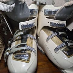 スキーブーツ　HEAD　サイズ24-24,5