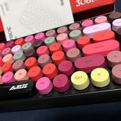 【新品】Bluetoothキーボードの画像