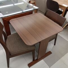 ★ジモティ割あり★ ニトリ ダイニングテーブル＆椅子2脚セット ブラウン H69×D70×W70 クリーニング済み TC2317