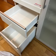 ニトリ　レンジボード　食器棚　ホワイトキッチン収納家具の画像